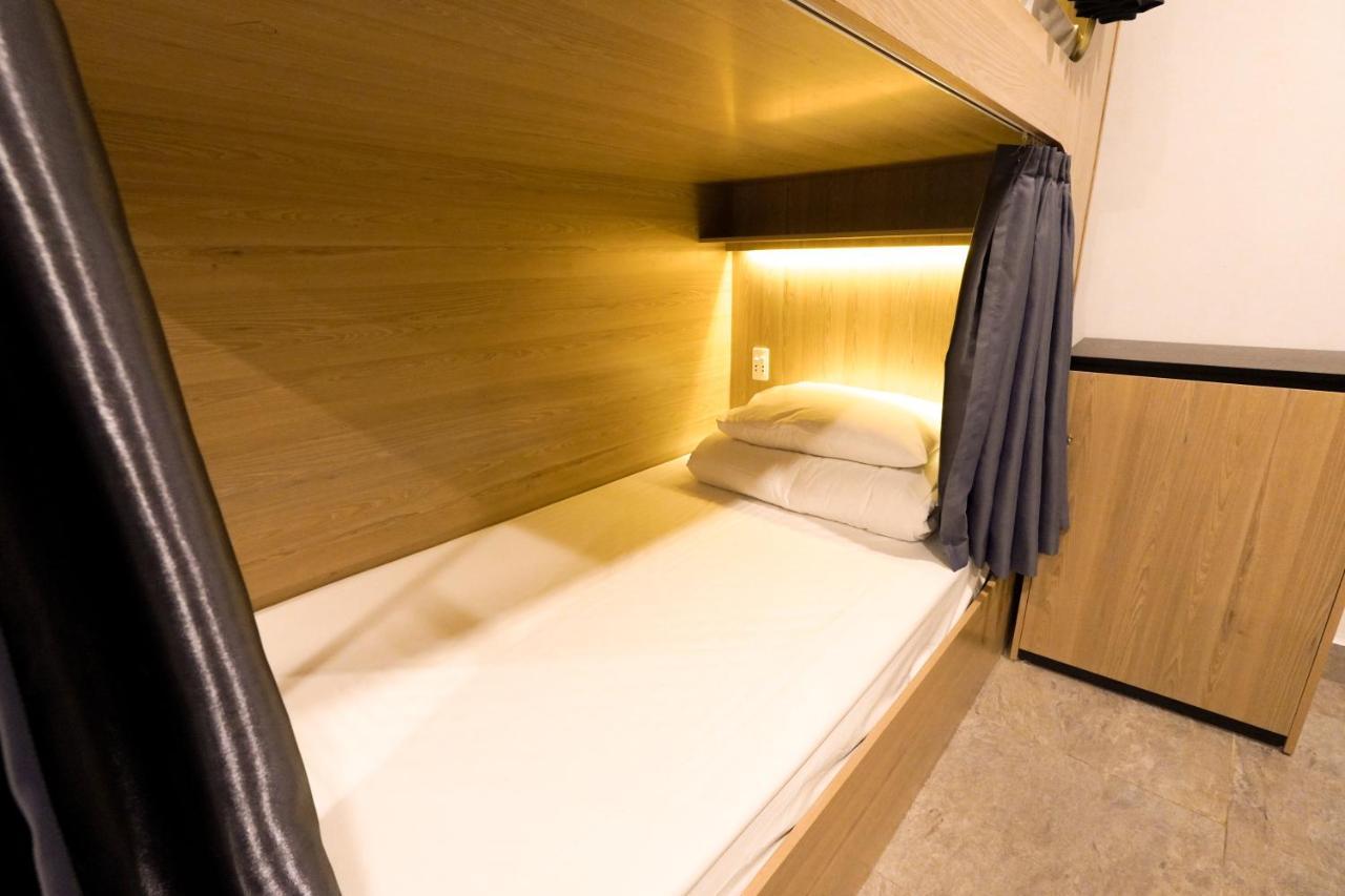 Motogo Capsule hotel *