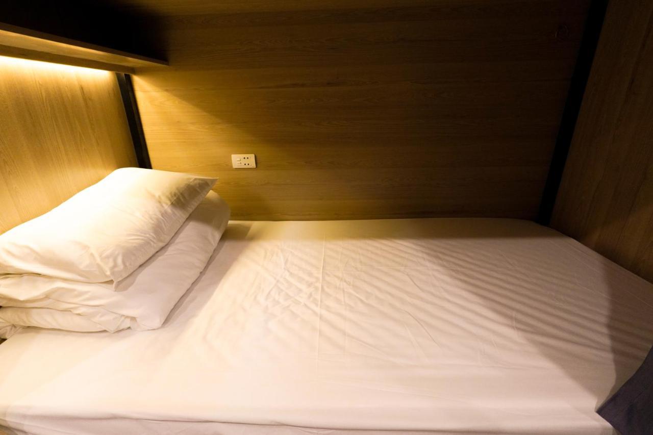 Motogo Capsule hotel *